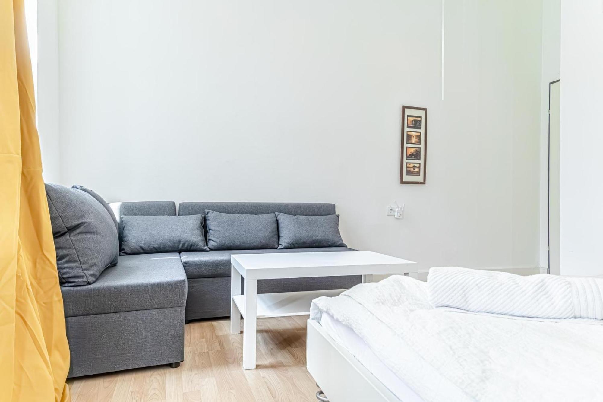Loevly Shared 6Br With Garden Near Danube & Millenium City ウィーン エクステリア 写真